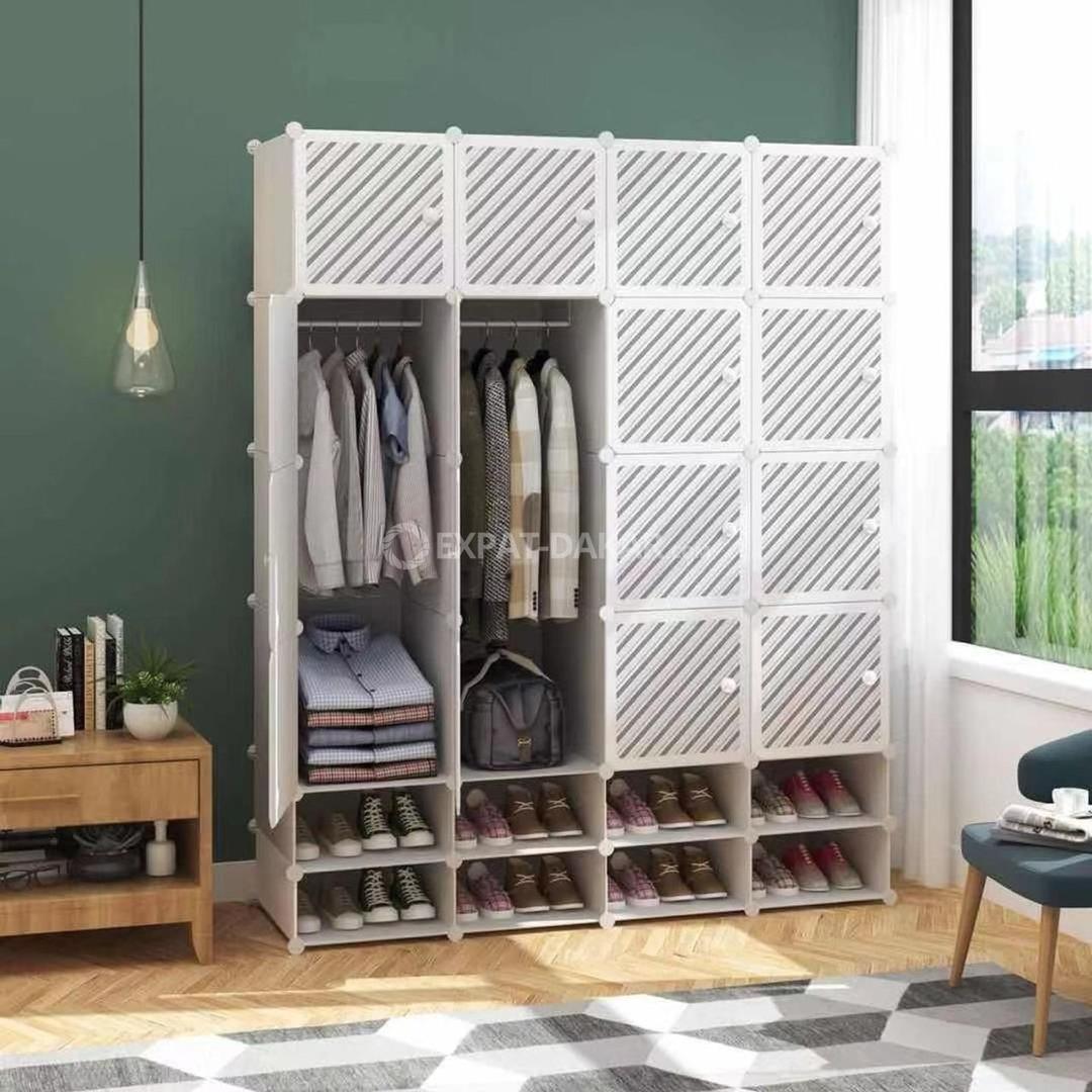 Armoire 4 battants plus rangement chaussure Multifonction avec Portes et Étagères – Grande Capacité
