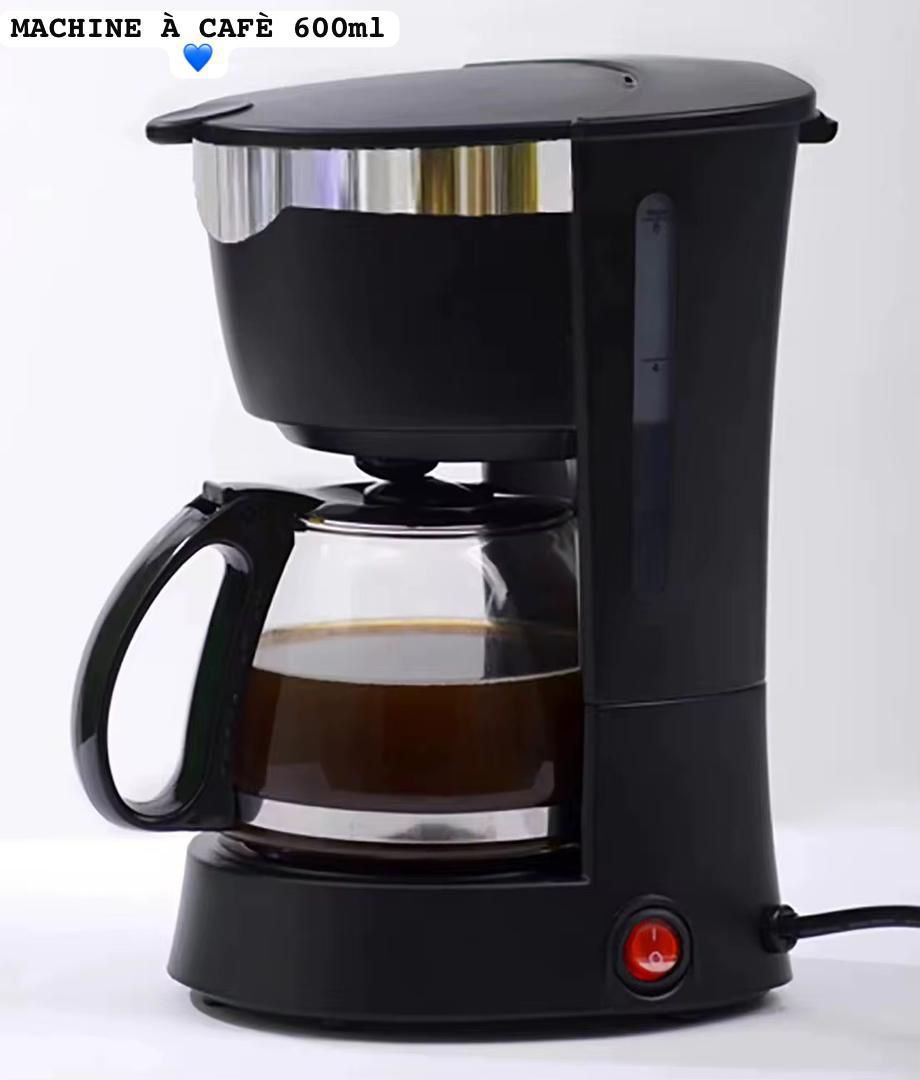 Machine à Café Électrique 600 ml – Simple, Rapide et Efficace